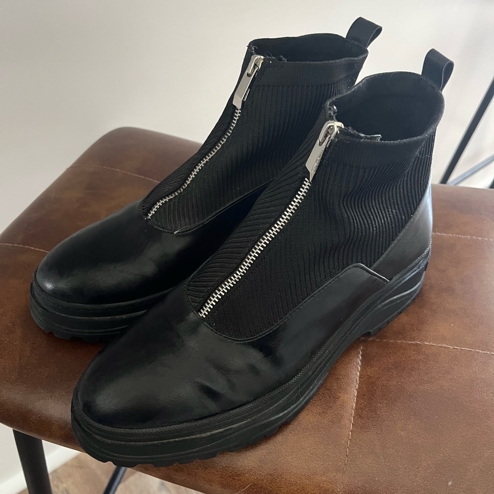 ZARA Ribbed Knit Lug Sole Zipper Boots